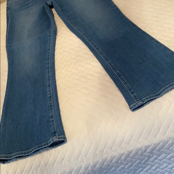 PAIGE Jeans Crop Flare - Picture 6 of 10